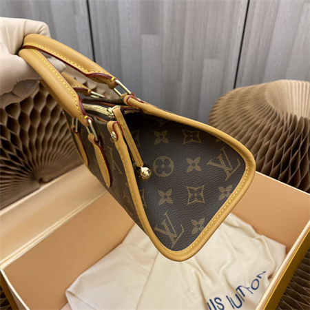 L.V Popincourt Long HandBag Monogram Canvas M40009