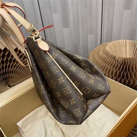 L.V Rivory MM Monogram Canvas M44546