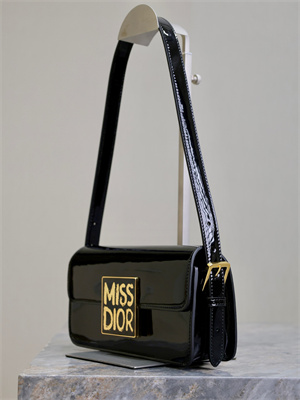 CD Miss Dior FLAP BAG Patent Calfskin Black