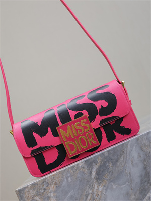 CD Miss Dior FLAP BAG Graffiti Printed Calfskin Fuchsia/Black