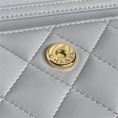 Chanel Flap Phone Holder with Chain Shiny Lambskin, Imitation Pearls & Gold-Tone Metal Grey AP4284