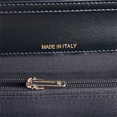 Chanel Clutch with Chain Lambskin, Strass & Gold-Tone Metal Black AP4300