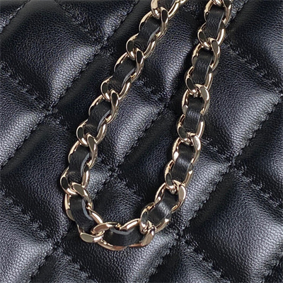 Chanel Vanity with Chain Lambskin, Strass & Gold-Tone Metal Black AP4317
