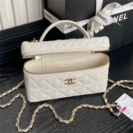 Chanel Long Vanity with chain Grained Calfskin & Gold-Tone Metal White AP4407