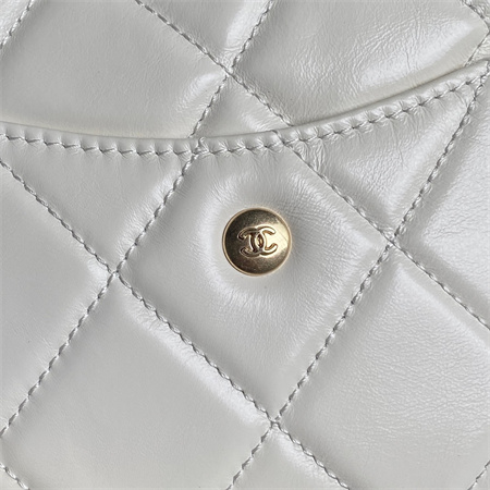 Cha.nel 24A Bowling Bag Shiny Calfskin Gold-Tone Metal White AS4933