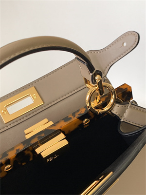 Fen.di PEEKABOO ICONIC ISEEU Small leather bag Dove Grey