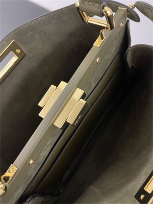 Fen.di Peekaboo Soft Medium Leather Bag Green