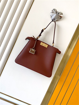 Fen.di Peekaboo Soft Medium Leather Bag Burgundy
