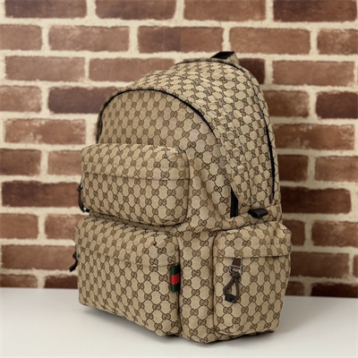 Gu.cci Large backpack with Gucci logo GG Canvas 800182