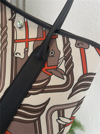 Her.mes  Garden Party 36CM Togo Leather and Graffiti Canvas HS