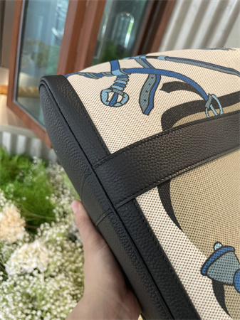 Her.mes  Garden Party 36CM Togo Leather and Graffiti Canvas HS