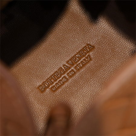 BV Small Parachute Shoulder Bag In Lambskin Wood