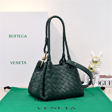 BV Small Parachute Shoulder Bag In Lambskin Emerald