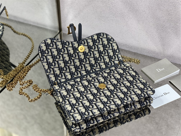 CD Saddle Pouch With Chain Blue Dior Oblique Jacquard