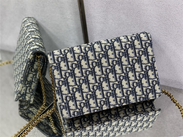CD Saddle Pouch With Chain Blue Dior Oblique Jacquard
