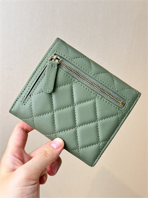 Chanel Small Flap Wallet Tri-Fold Grained Calfskin Gold Tone Metal Green A82288