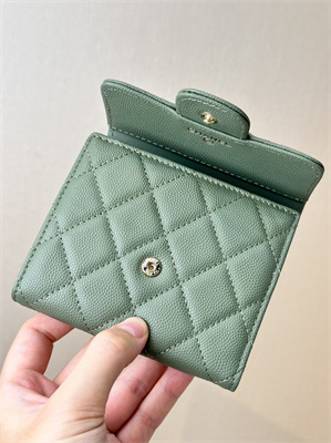 Chanel Small Flap Wallet Tri-Fold Grained Calfskin Gold Tone Metal Green A82288