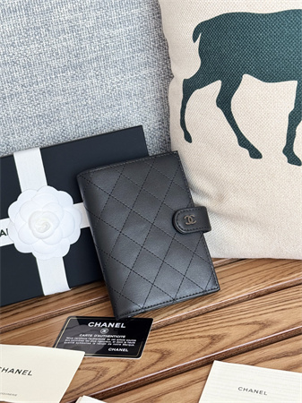 Chanel Passport Holder In Black Calfskin Gold Tone Metal AP3658