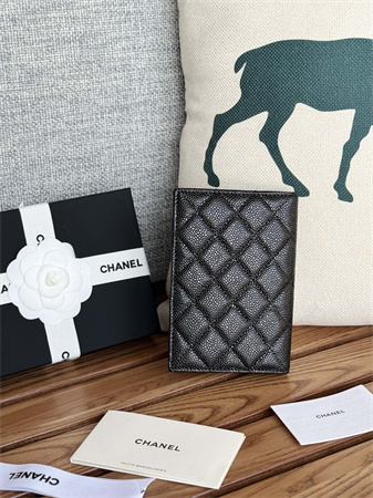 Chanel Passport Holder In Grained Calfskin Gold Tone Metal Black A80385