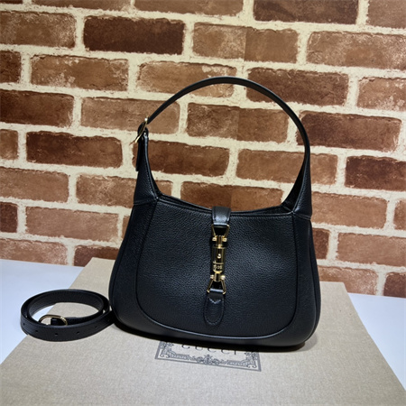 Gu.cci Jackie 1961 Small Shoulder Bag Black Grained Leather 636709