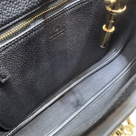 Gu.cci Jackie 1961 Small Shoulder Bag Black Grained Leather 636709