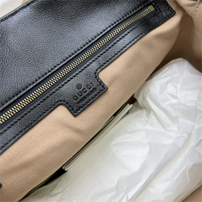 Gu.cci Diana Medium Shoulder Bag Black Leather 746124