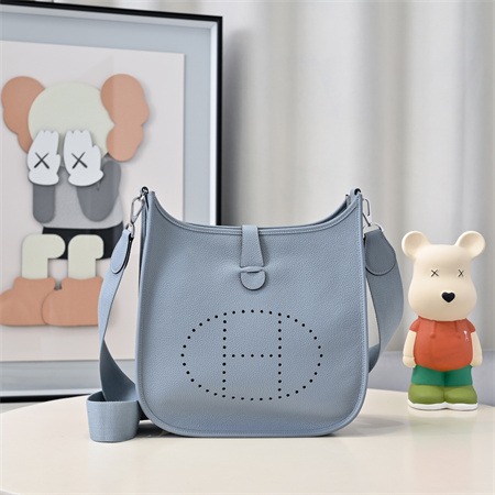 Evelyne III PM  Bag In Bleu Lin(options)