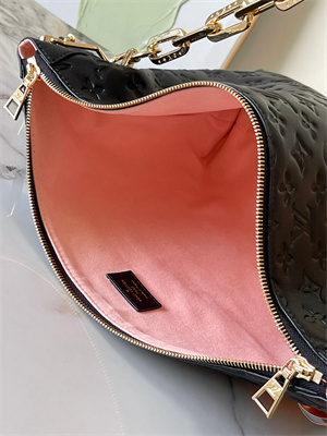 L.V Coussin Coussin Hobo MM Bag Calf Leather Black M12068