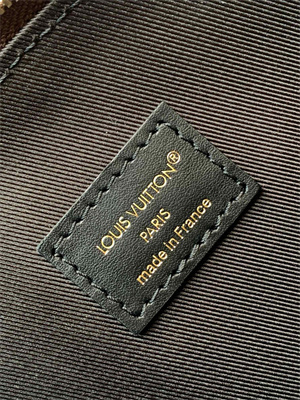 L.V Be Alma bag Monogram Canvas & Cowhide Trim M12996