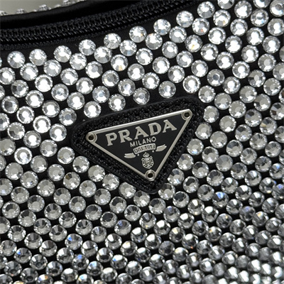 Prada  Re-Edition 2000 mini-bag With Diamond Black 1NE515