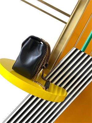 Y.S.L LOULOU Medium in MATELASSÉ lambskin Gold Tone Metal Black Color