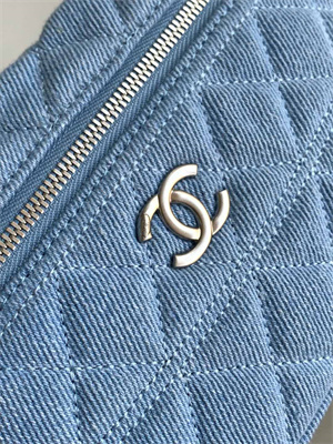Chanel Long Vanity with chain Blue Denim & Silver-Tone Metal AP4407