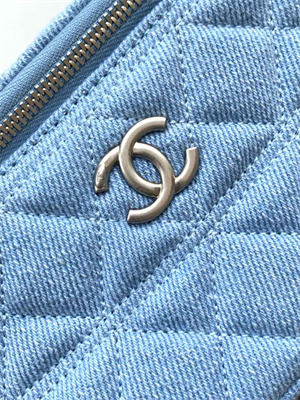 Chanel Long Vanity with chain Blue Denim & Silver-Tone Metal AP4404