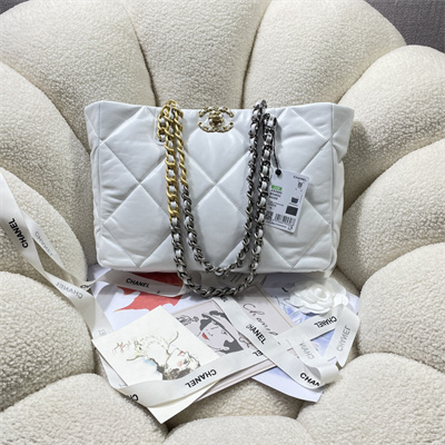 Cha.nel 19 Shopping Bag Lambskin Gold Tone Metal White AS3660