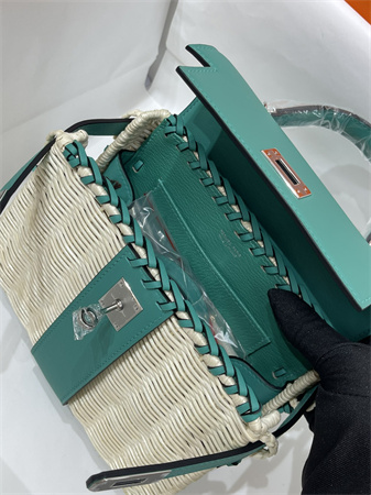 Kelly Mini Picnic Bag 20 Swift Leather Wicker Silver Tone Hardware Green Color HS