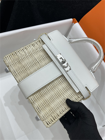 Kelly Mini Picnic Bag 20 Swift Leather Wicker Silver Tone Hardware White Color HS