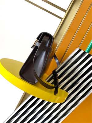 Y.S.L MANHATTAN Shoulder Bag In BOX Saint Laurent Coffee Color