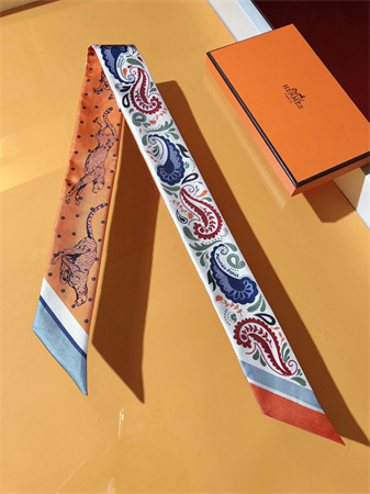 Hermes Twilly 100% Silk 37849