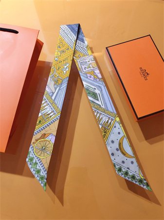 Hermes Twilly 100% Silk 37854