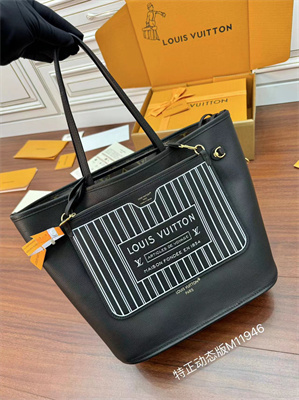 L.V Reversible Nererful Inside Out MM Black cowhide leather/Monogram Coated Canvas M11946 TOP