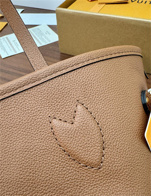 L.V Reversible Nererful Inside Out MM Tan cowhide leather/Monogram Coated Canvas M12061 TOP