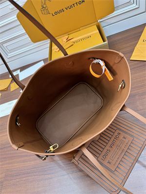 L.V Reversible Nererful Inside Out MM Tan cowhide leather/Monogram Coated Canvas M12061 TOP