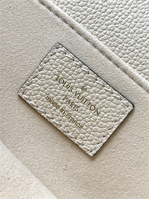 L.V Pochette Metis East West Embossed supple grained cowhide leather Cream M22942 TOP