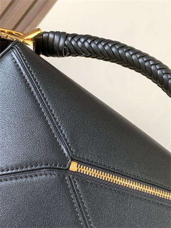 Loewe Small Puzzle Bag In Classic Calfskin Black