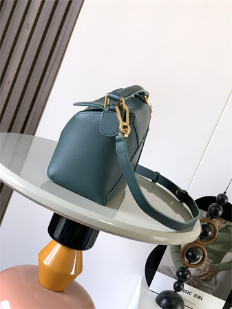 Loewe Small Puzzle Bag In Classic Calfskin