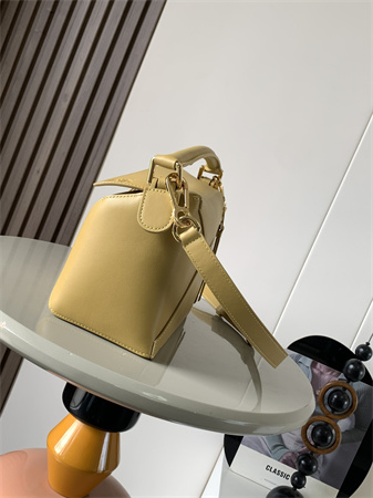 Loewe Small Puzzle Bag In Classic Calfskin