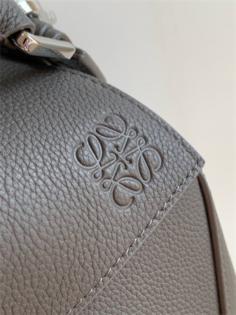 Loewe Puzzle Bag In Soft Grained Calfskin