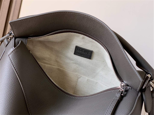 Loewe Puzzle Bag In Soft Grained Calfskin