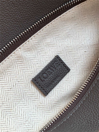 Loewe Puzzle Bag In Soft Grained Calfskin