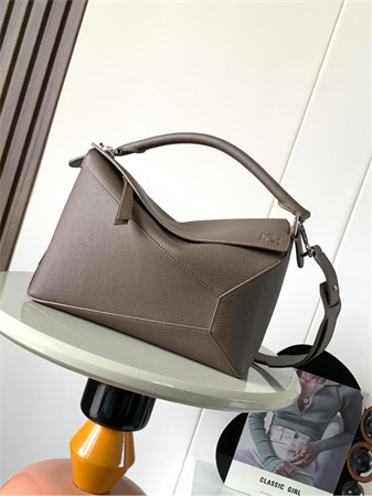 Loewe Puzzle Bag In Soft Grained Calfskin